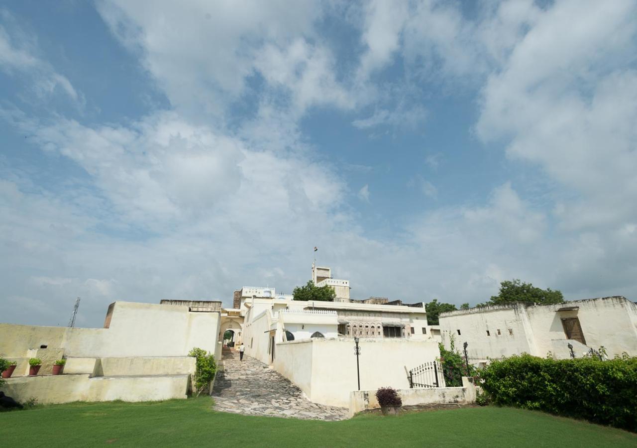 Fort Barli - A 16Th Century Castle Exterior foto